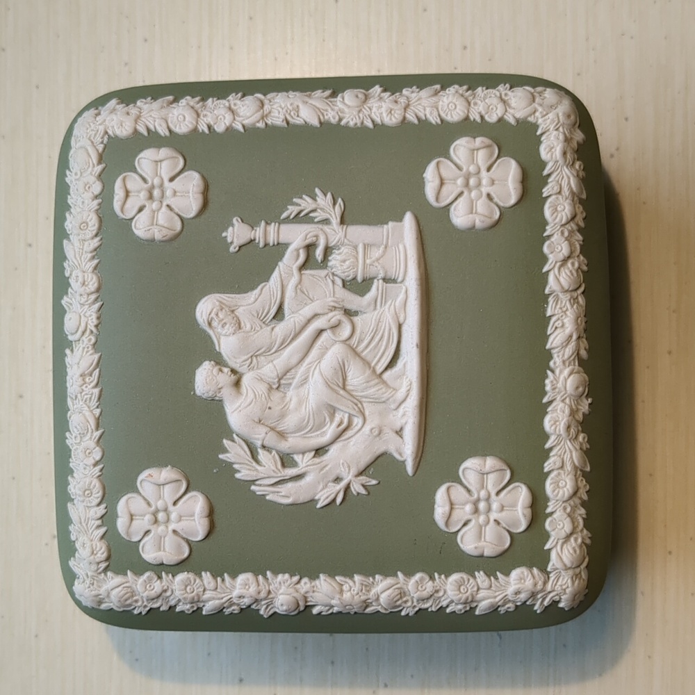 Wedgewood Jasperware Jewelry box